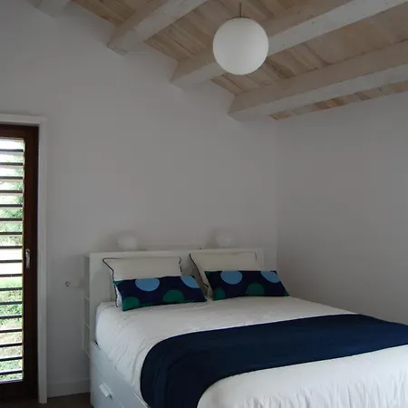 Casa Do Cruceiro Na Costa Da Morte