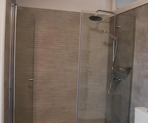 Casa Do Cruceiro Na Costa Da Morte * Xornes